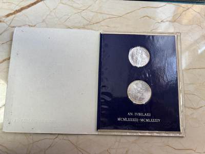 第190期拍卖 - 梵蒂冈1983-1984年500/1000里拉非流通银币 圣年 835银11/14.6克 套装