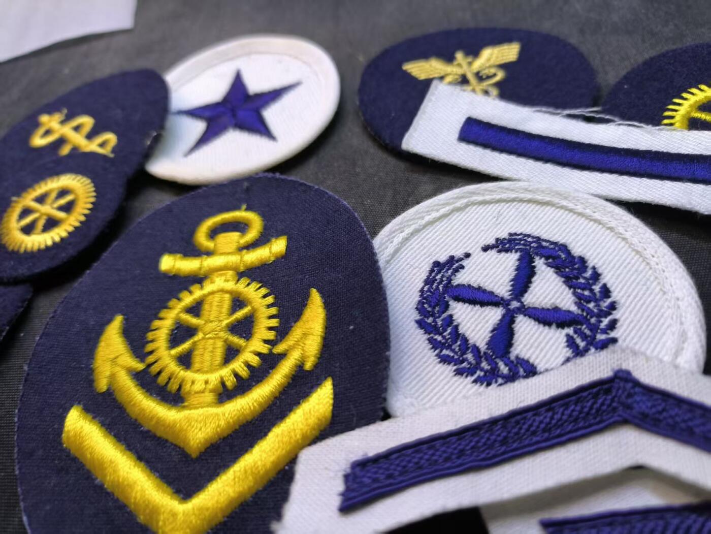 （店主清仓 大量自藏 制服徽章盛宴）罗岚⭐爱藏⭐甄选专拍第五场-分享拍场赚佣（实体经营） 民主德国人民军海军配饰全家桶一大组 做工精致赠友佳品