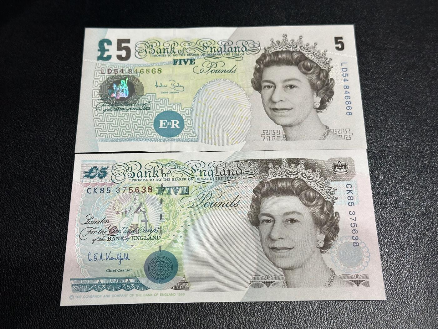 《外钞收藏家》第六百零八期（精选场）（本平台长期征集拍品、欢迎藏友们联系合作） 英国E序列5镑 初版和再版2张 全新 再版有轻微荧光反应