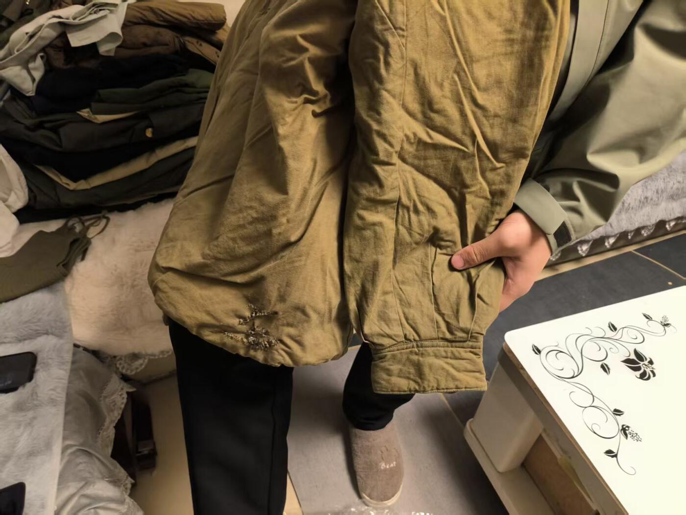 （店主清仓 大量自藏 制服徽章盛宴）罗岚⭐爱藏⭐甄选专拍第五场-分享拍场赚佣（实体经营）