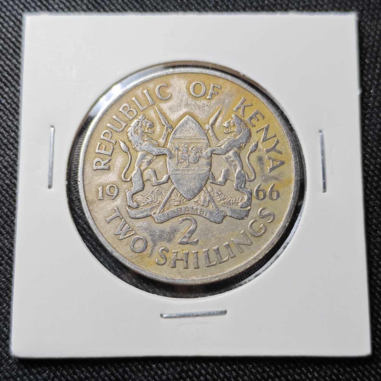 KK钱币收藏小铺  第392期  2月预留时间 周末发货  1966肯尼亚2先令 早期头像无字版