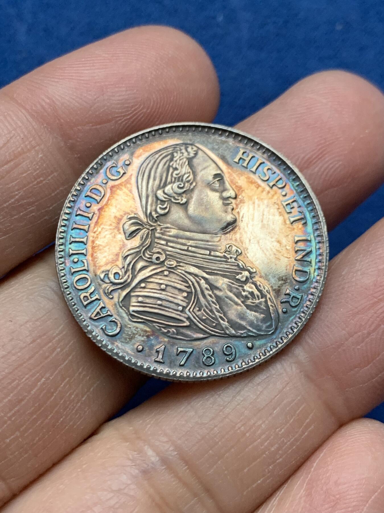 《竞宝斋》第464场 周日，周一，周二，3场连拍 （全场包邮）欢迎送拍 西班牙 复刻卡三4里亚尔银币 极美自然氧化包浆 9.85克