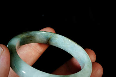 上海都达杂项专场四十七【全场包邮】  天然翡翠（A货）贵妃手镯 附鉴定证书90-50