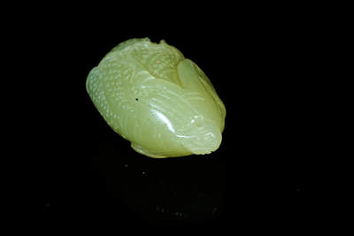 上海都达杂项专场四十七【全场包邮】  和田玉湖水绿精雕《百财》挂件