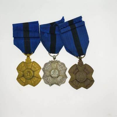 2026年2月8日拍卖 - 比利时利奥波德二世勋章，金银铜级奖章 一套