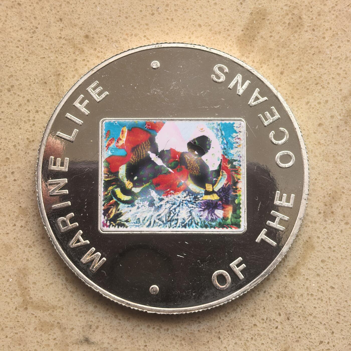 道一币馆币章第一百六十五场 乌干达2002年海洋生物保护2000先令银币  19.38g 999s