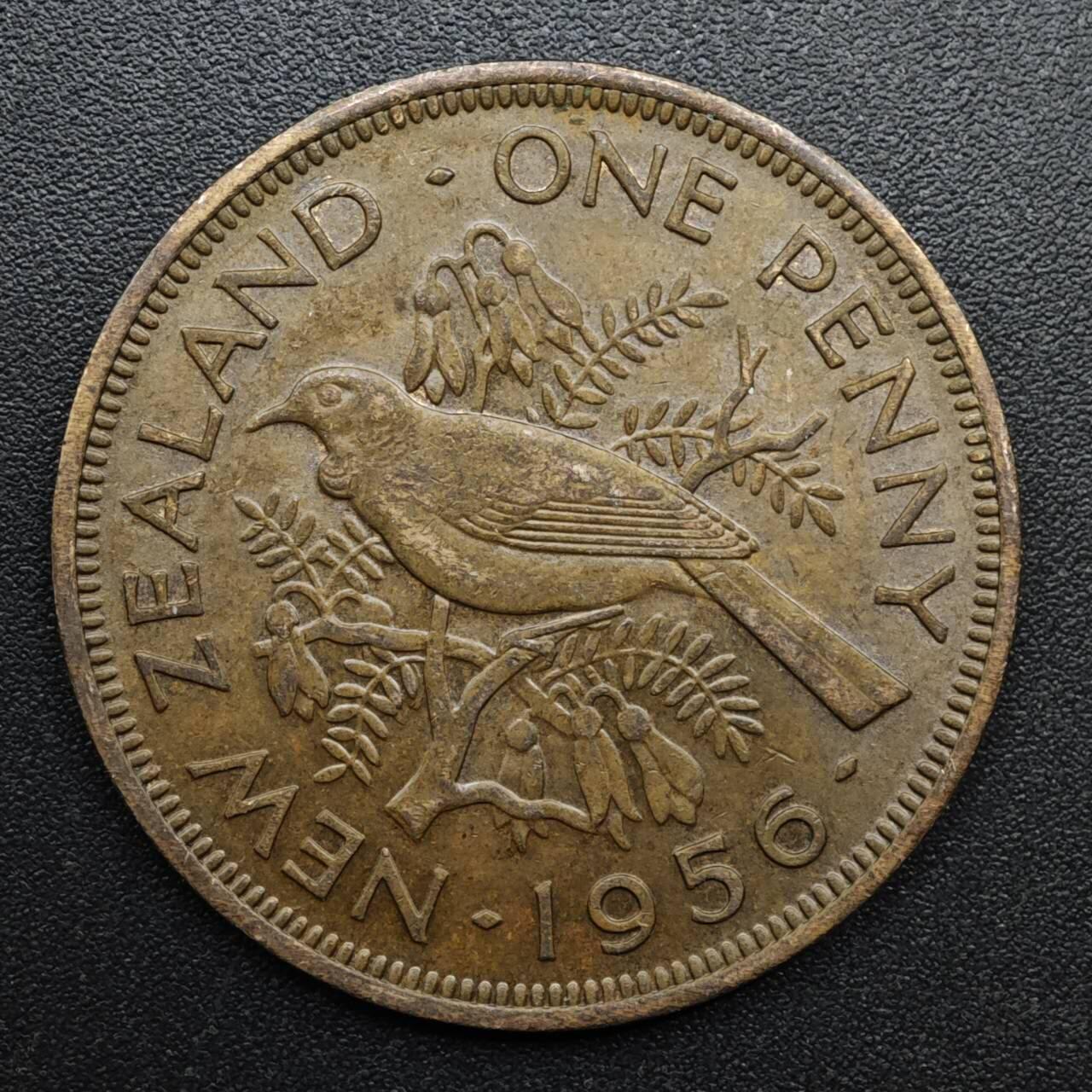 【淘币小摊】实时拍第八百六十三拍   小银币散币场   年前最后一周 之前的预留小年前全部发出 请更换最新收货地址  新西兰1956年伊丽莎白二世一便士铜币