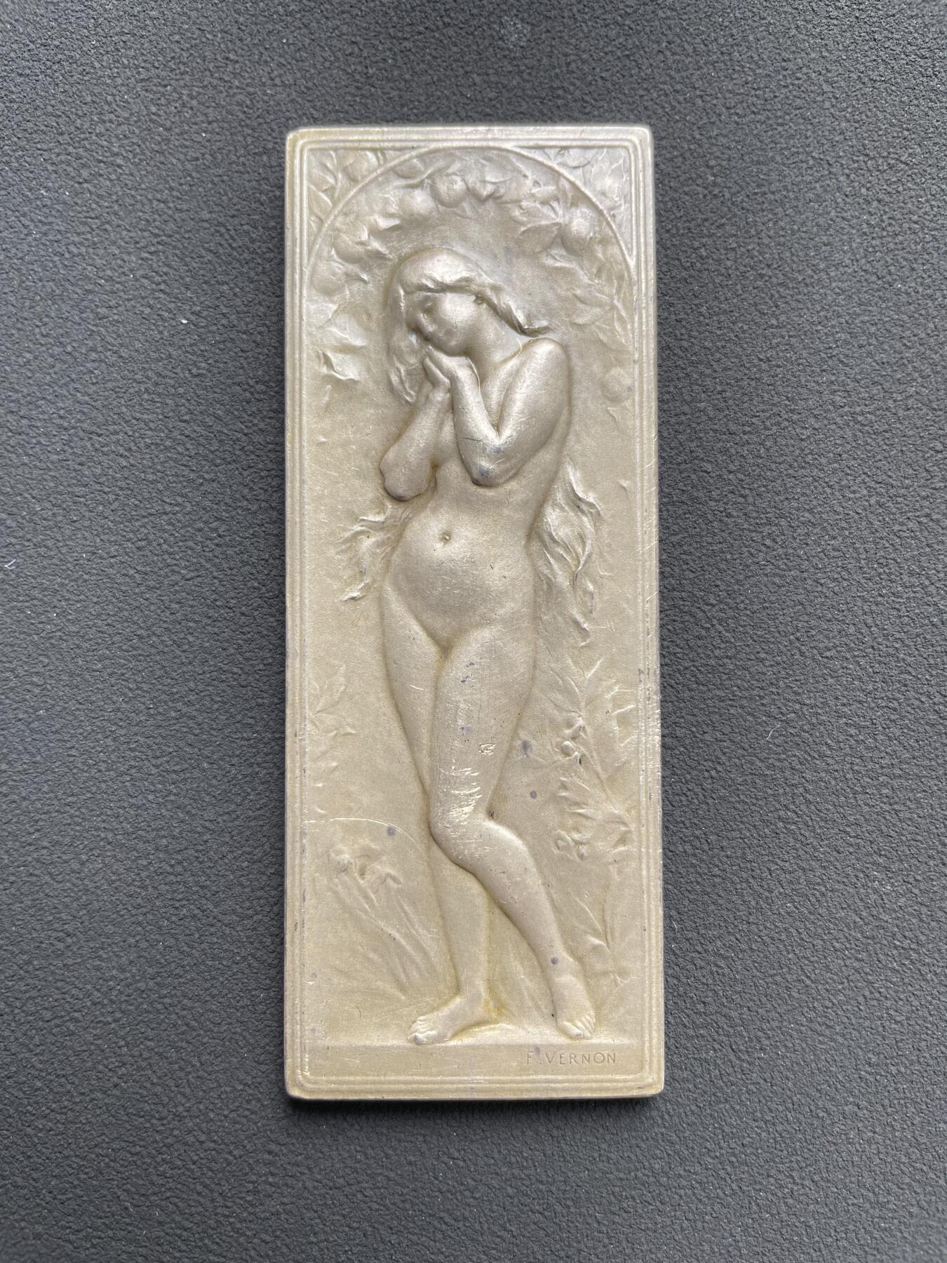 「木头集藏」“ 新岁撷珍”——章牌精品专场！ F.Vernon～法国伊甸园 夏娃 银章， 尺寸: 78 × 30mm ，73.3g， 边铭:丰饶角1ARGENT ， 名家代表作，设计唯美，引人入胜，银章少见。