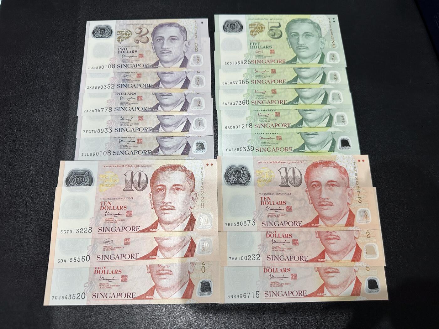 《外钞收藏家》第六百零八期（精选场）（本平台长期征集拍品、欢迎藏友们联系合作） 新加坡人像版塑料钞2、5、10元 16张一起 全新UNC