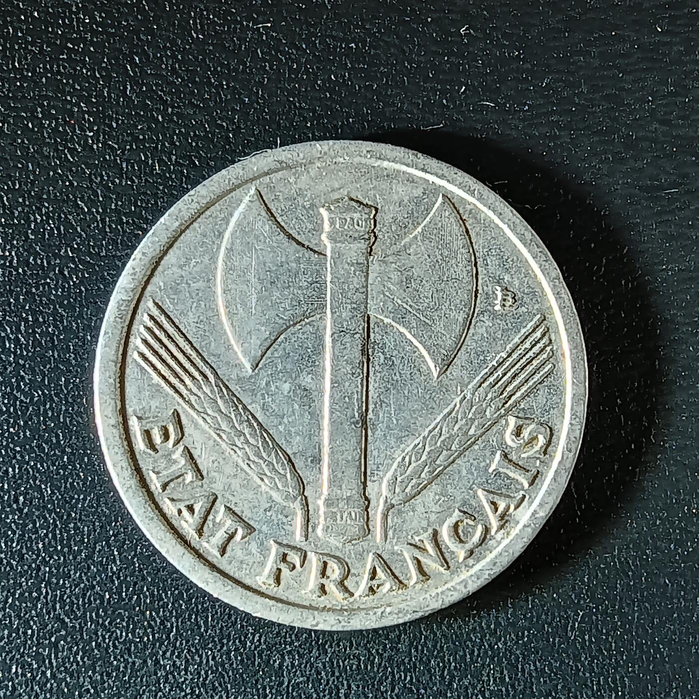 逸泉钱币2026第十二组世界钱币专场春节千件大拍A1614～2574 1935 法国1法郎