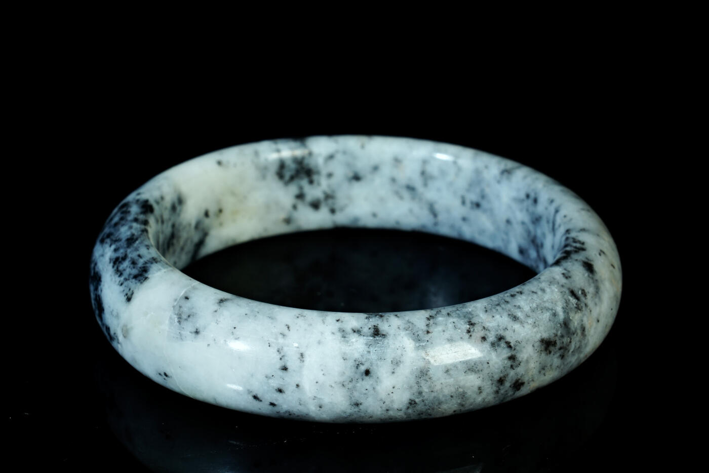 上海都达杂项专场二十一（全场包邮） 天然和田玉点墨青花手镯90-54