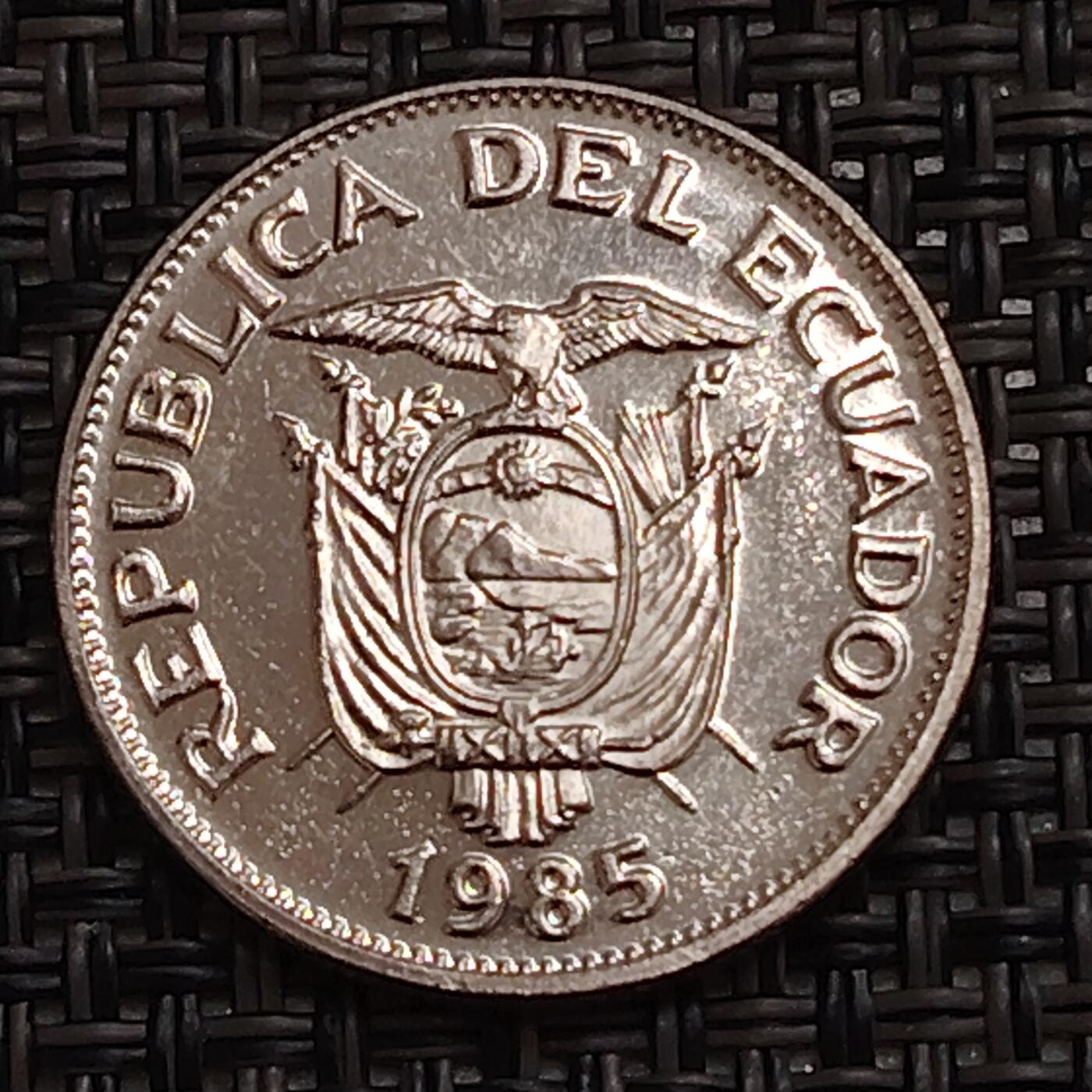 布加迪🐬～世界钱币(上海)🌾第 273 期 /  各国套币和散币