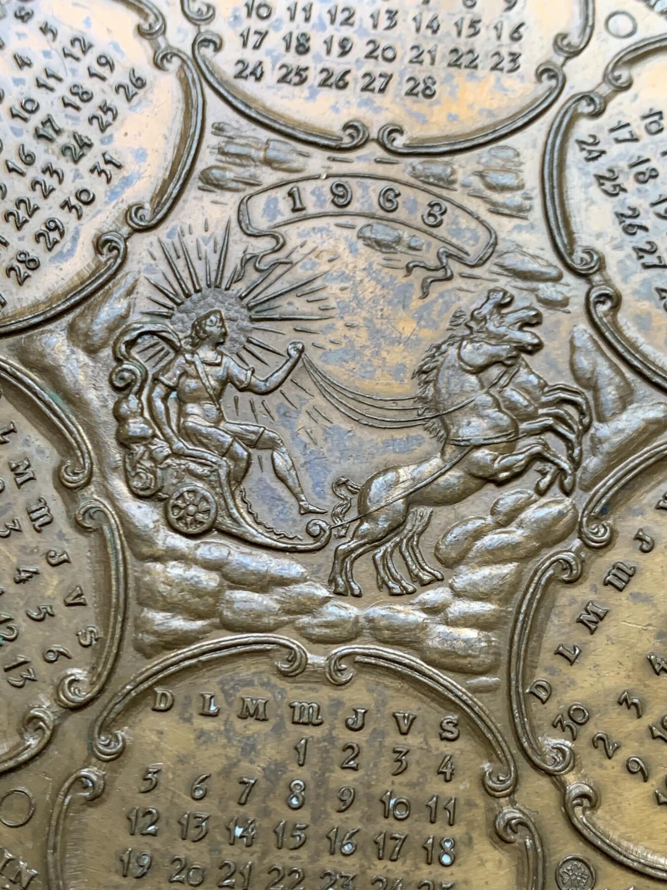 《竞宝斋》第465场 周日，周一，周二，3场连拍 （全场包邮）欢迎送拍 法国1963年日历大铜章，283.1g，95.5mm，丰饶角边铭