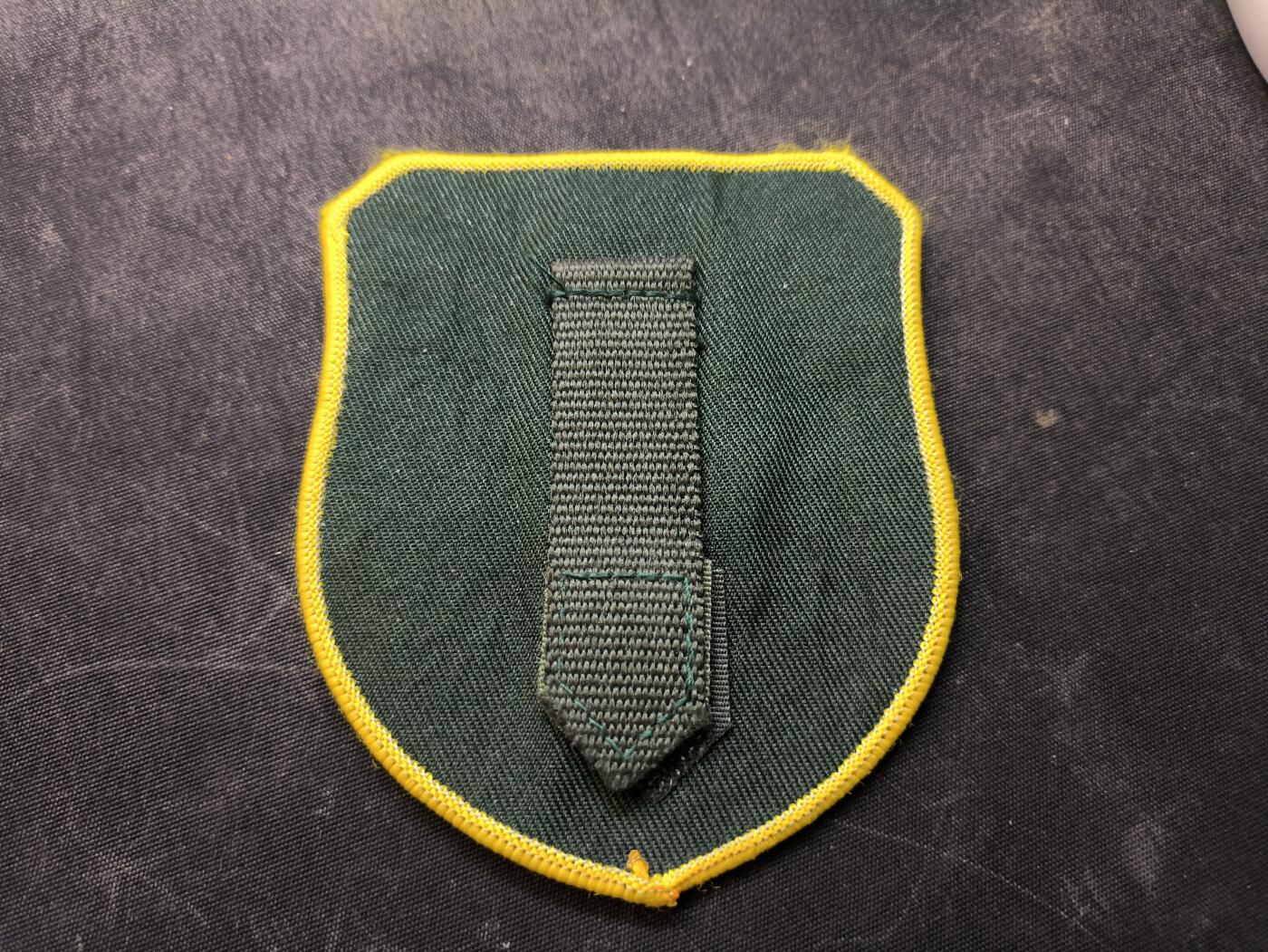 （店主清仓 大量自藏 制服徽章盛宴）罗岚⭐爱藏⭐甄选专拍第五场-分享拍场赚佣（实体经营） “昆仑卫士”臂章