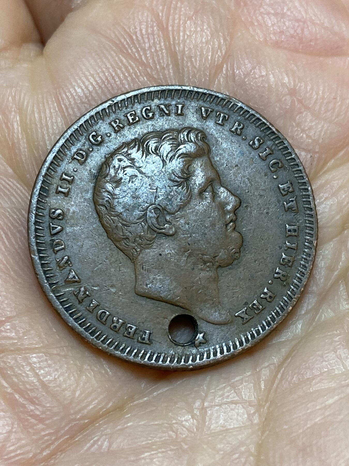 2026年第十九场(总第一百八十八场）外国好品散币场(免佣金) 稀少打孔好品–两西西里王国1842年2托内西(费迪南多二世时期)