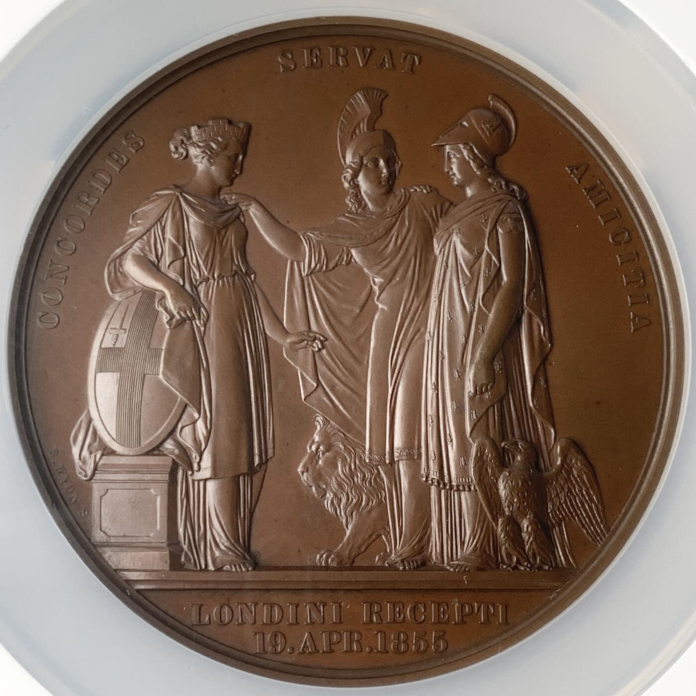 掌中浮雕-藏着的欧洲第052场 NGC MS64 : 1855年法王拿破仑三世夫妇访问伦敦城纪念章，77mm。目录编号BHM 2561, Eimer 1496。仅发行350枚