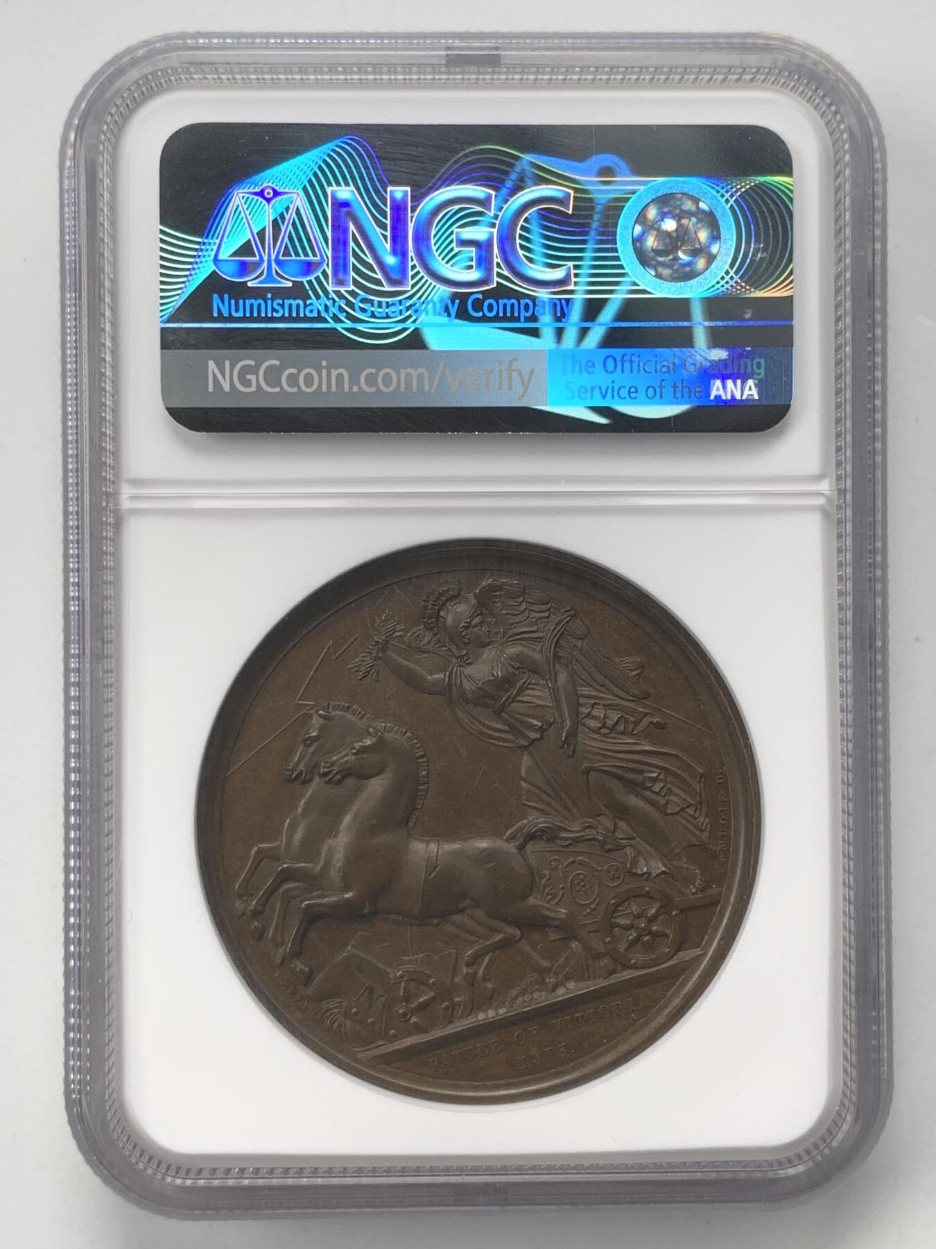 掌中浮雕-藏着的欧洲第052场 NGC MS64 : 1813年英国维多利亚战役纪念铜章，41mm，图案精美