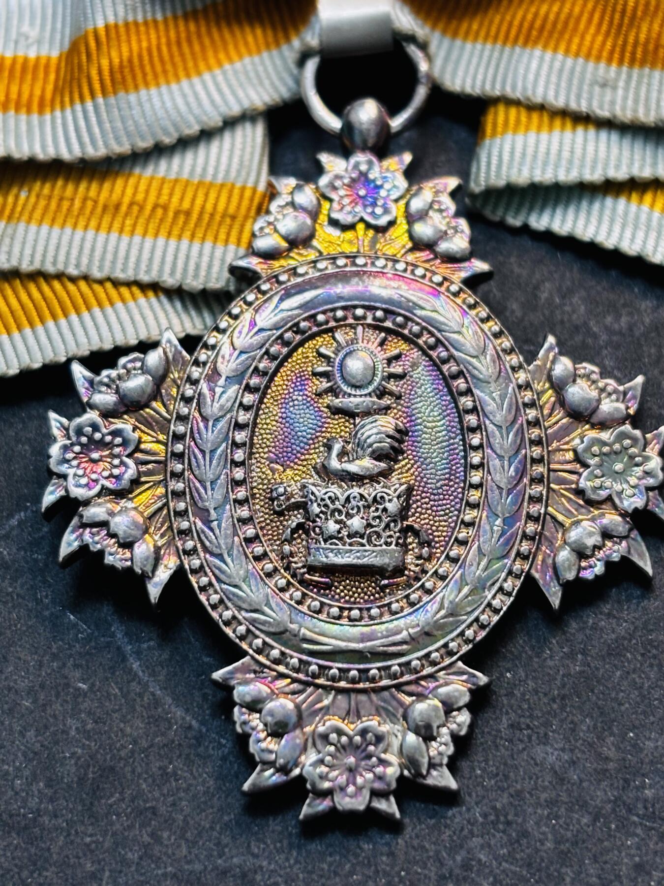 【金马踏春，泉马奔腾】2026 年新年贺岁场，（定于年初五接财神截拍）祝各位老板马到成功，马上有钱，愿岁岁平安喜乐顺遂 纪念章