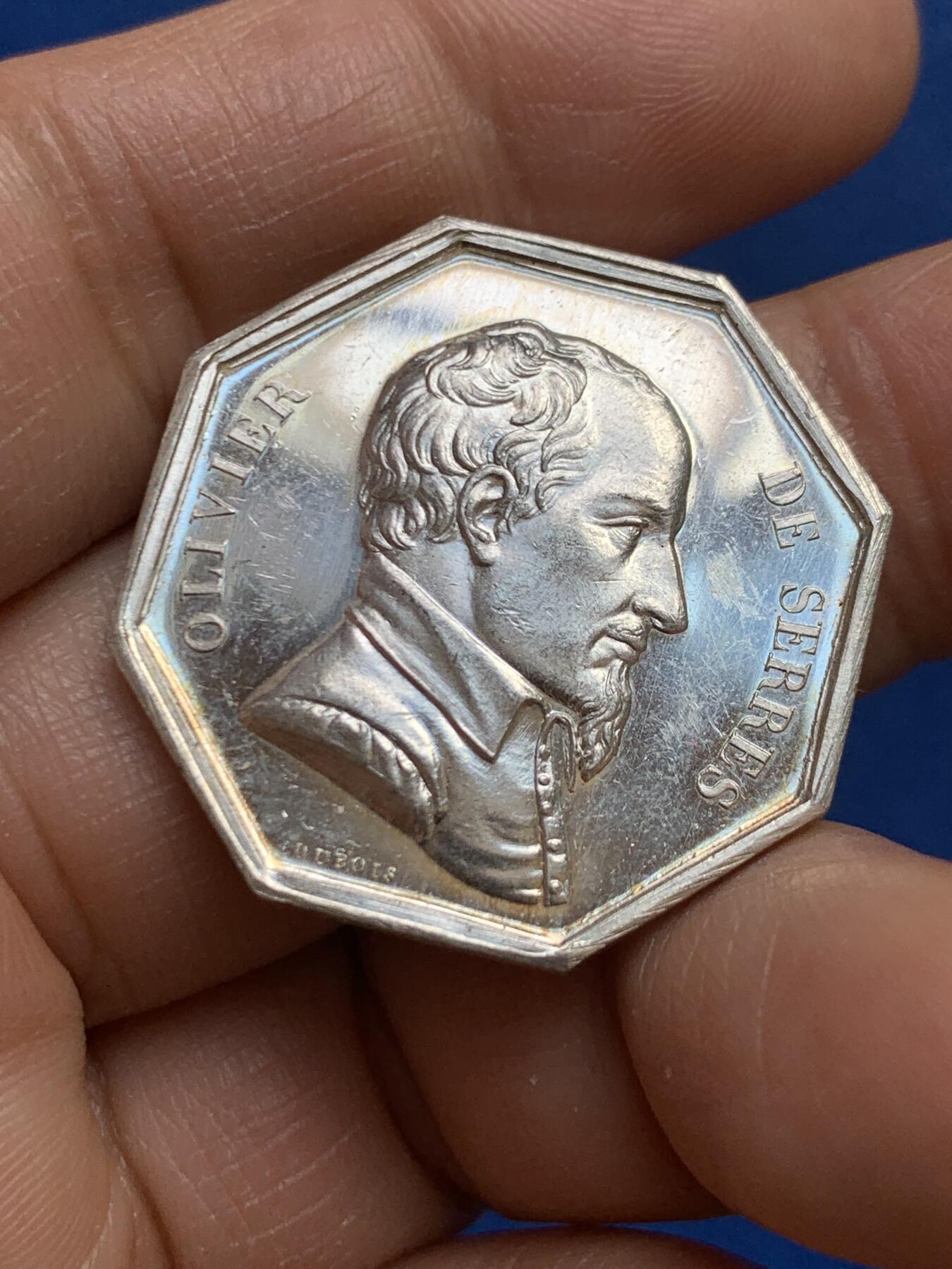 《竞宝斋》第465场 周日，周一，周二，3场连拍 （全场包邮）欢迎送拍