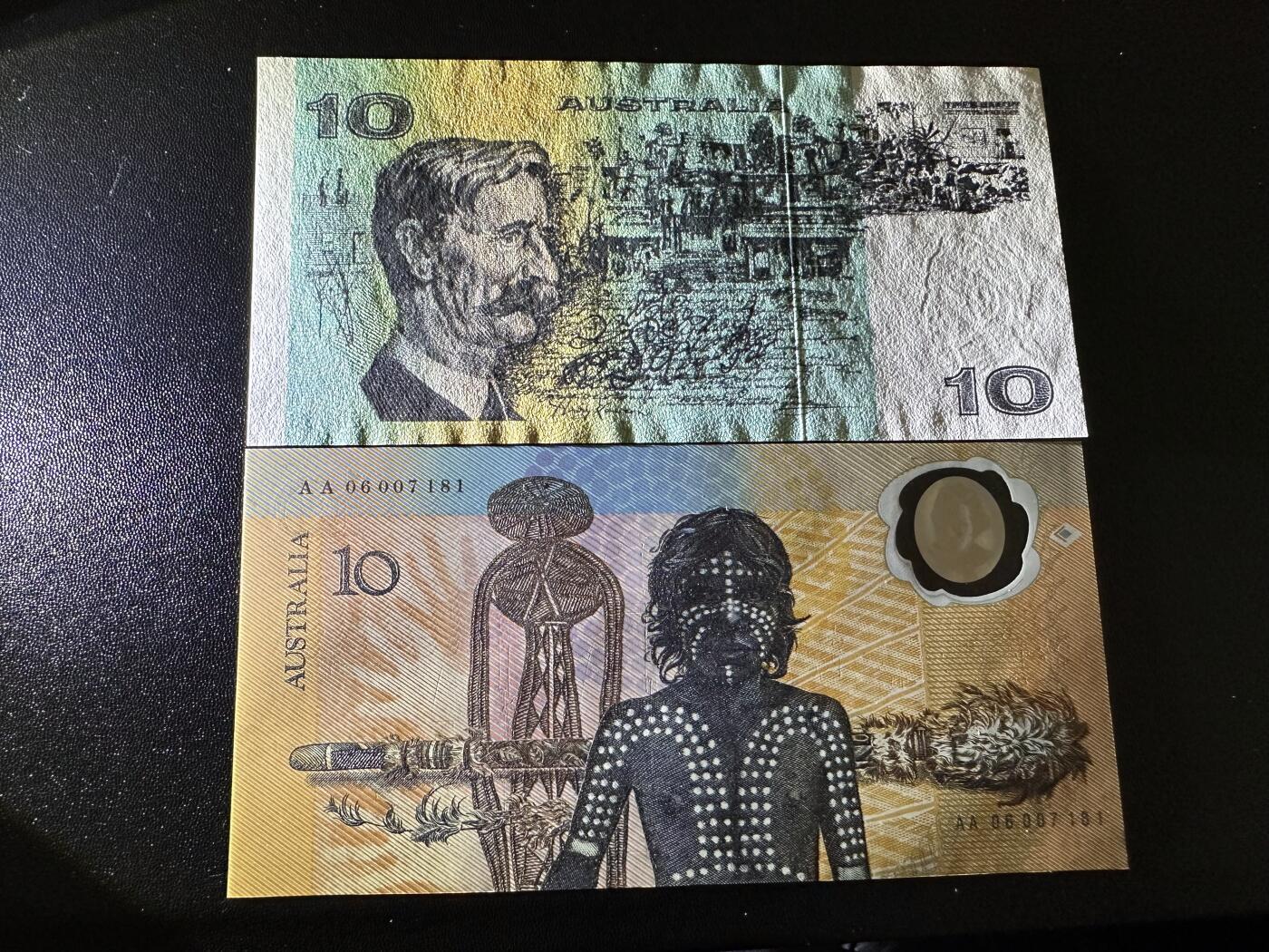 《外钞收藏家》第六百零八期（精选场）（本平台长期征集拍品、欢迎藏友们联系合作） 澳大利亚纸币版10元 全新不绝+88年10元塑料钞纪念钞全新