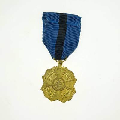 2026年2月8日拍卖 - 比利时利奥波德二世金级奖章，早期单语版