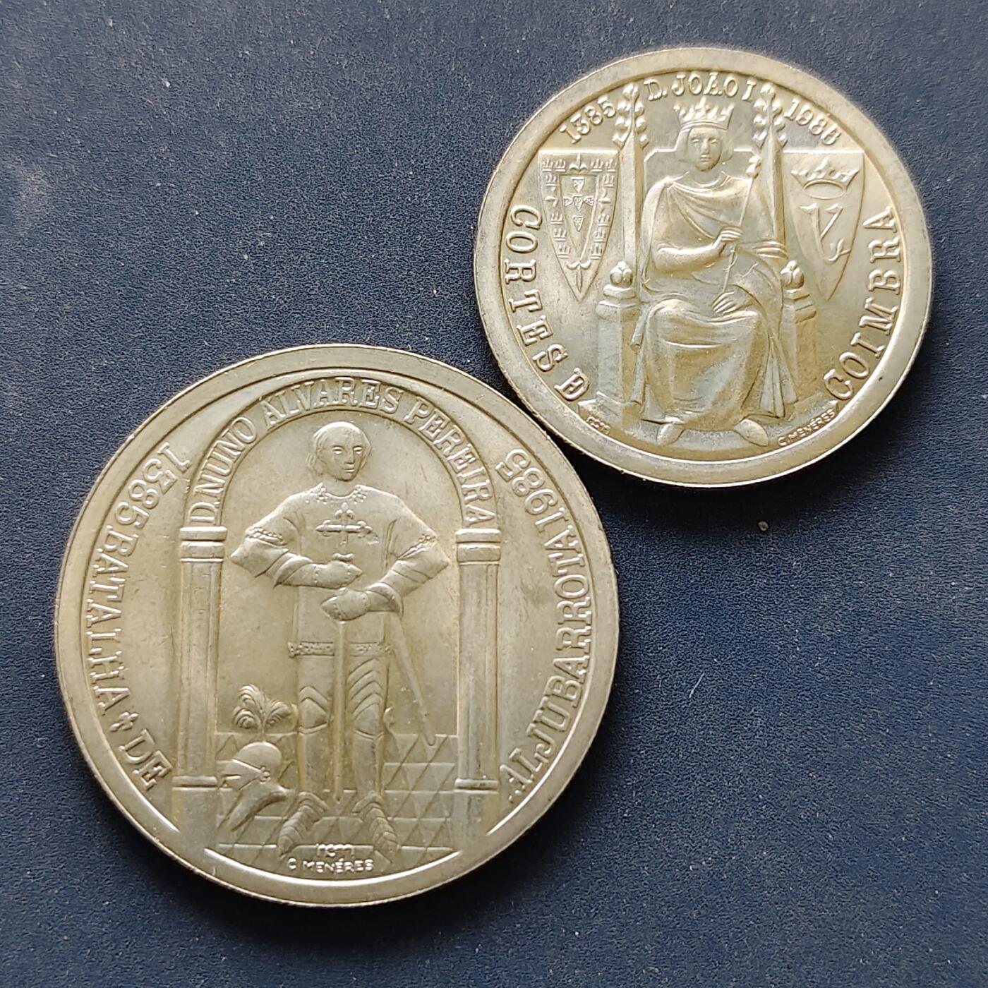 【全场包邮】纯粹捡漏拍500场-持续更新中 葡萄牙1985年阿勒祖巴洛特战役600周年纪念币2枚套币