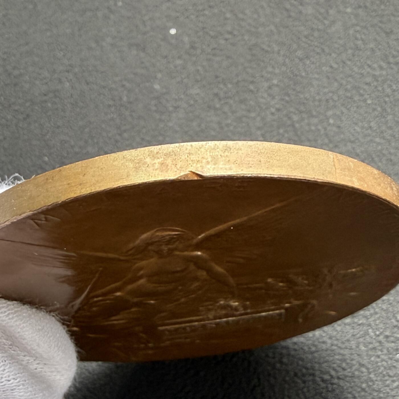 「木头集藏」“ 新岁撷珍”——章牌精品专场！ Henri Navdé～1892年法国戎装形象全国军事射击竞赛铜章，直径：50 mm，边铭：丰饶角 BRONZE，少见戎装形象。