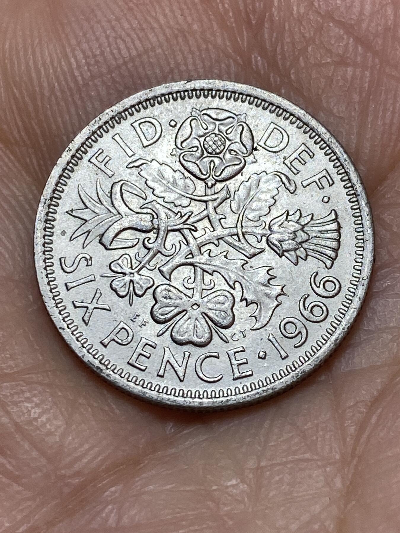 2026年第十九场(总第一百八十八场）外国好品散币场(免佣金) 英国🇬🇧1966年6便士(伊丽莎白二世青年桂冠第二版)