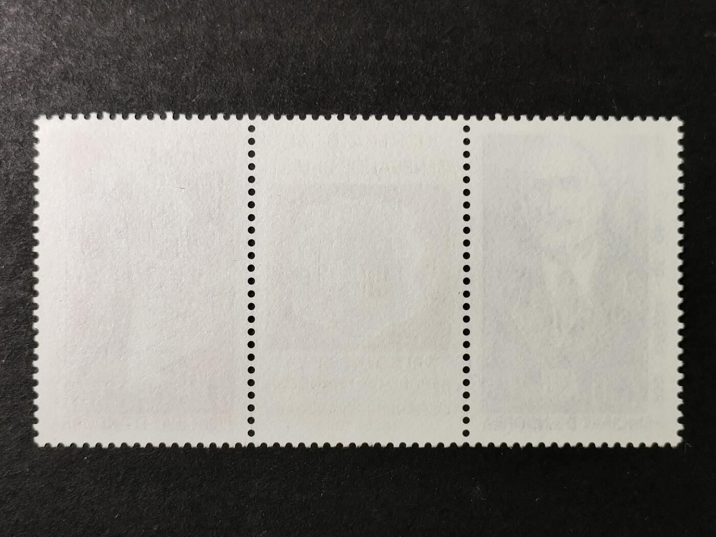 ↓君缘收藏732期☞钱币邮品↓无佣金、可寄存、满30元包邮  法属安道尔邮票，1990年法国总统戴高乐将军诞辰100周年连票2全