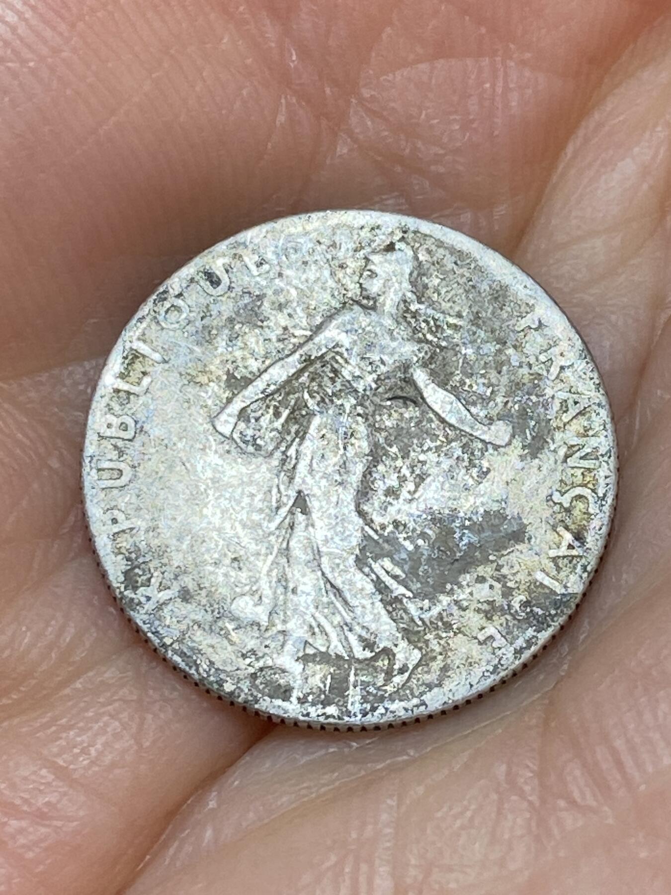 2026年第十九场(总第一百八十八场）外国好品散币场(免佣金) 法兰西第三共和国1916年50生丁银币(第二版，835高银)