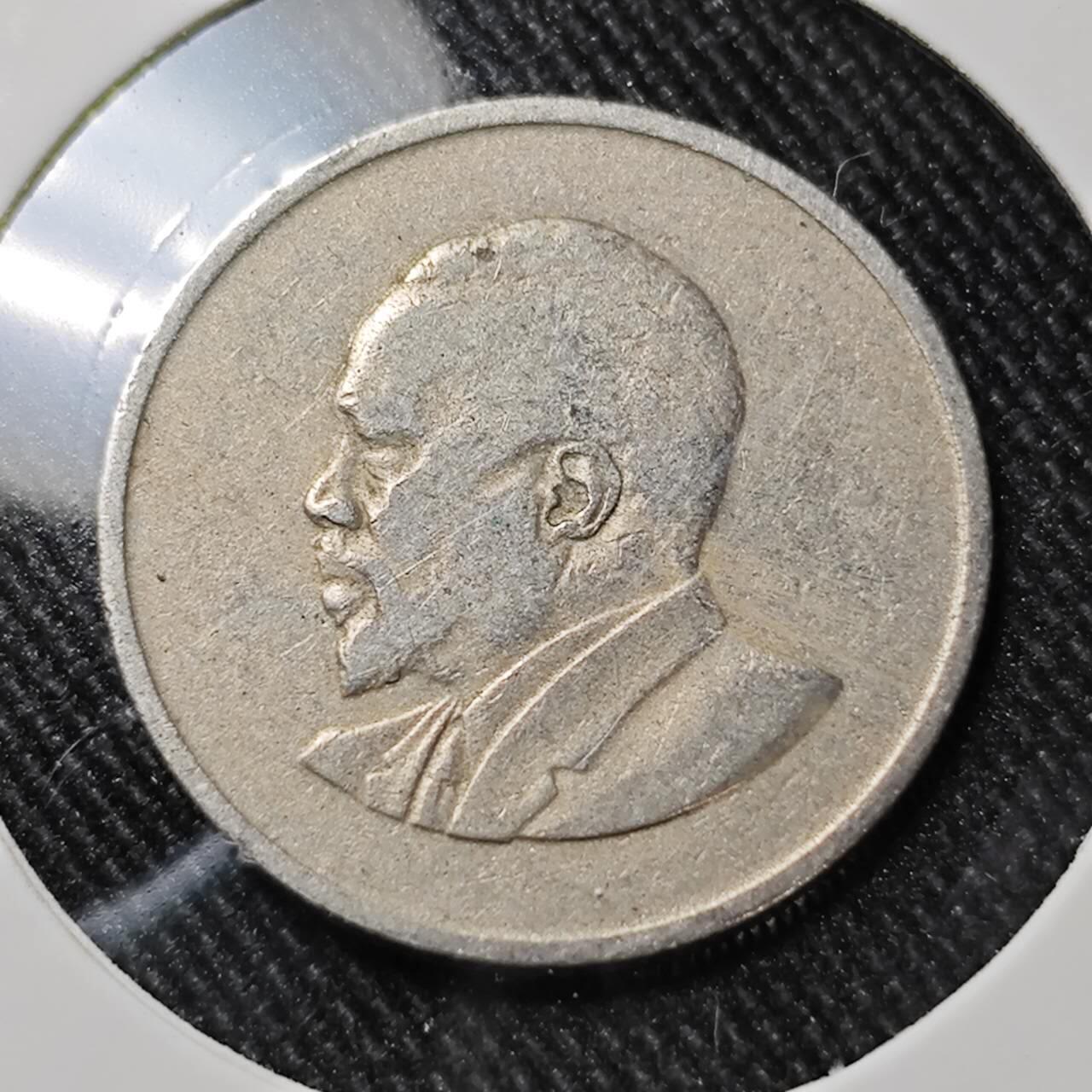 KK钱币收藏小铺  第392期  2月预留时间 周末发货  肯尼亚10分 早期年份头像无字版