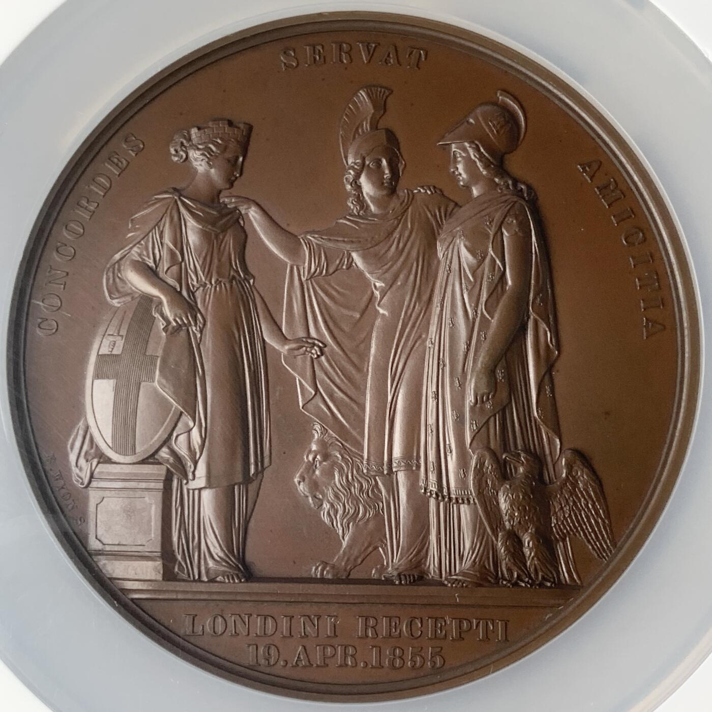 掌中浮雕-藏着的欧洲第052场 NGC MS64 : 1855年法王拿破仑三世夫妇访问伦敦城纪念章，77mm。目录编号BHM 2561, Eimer 1496。仅发行350枚