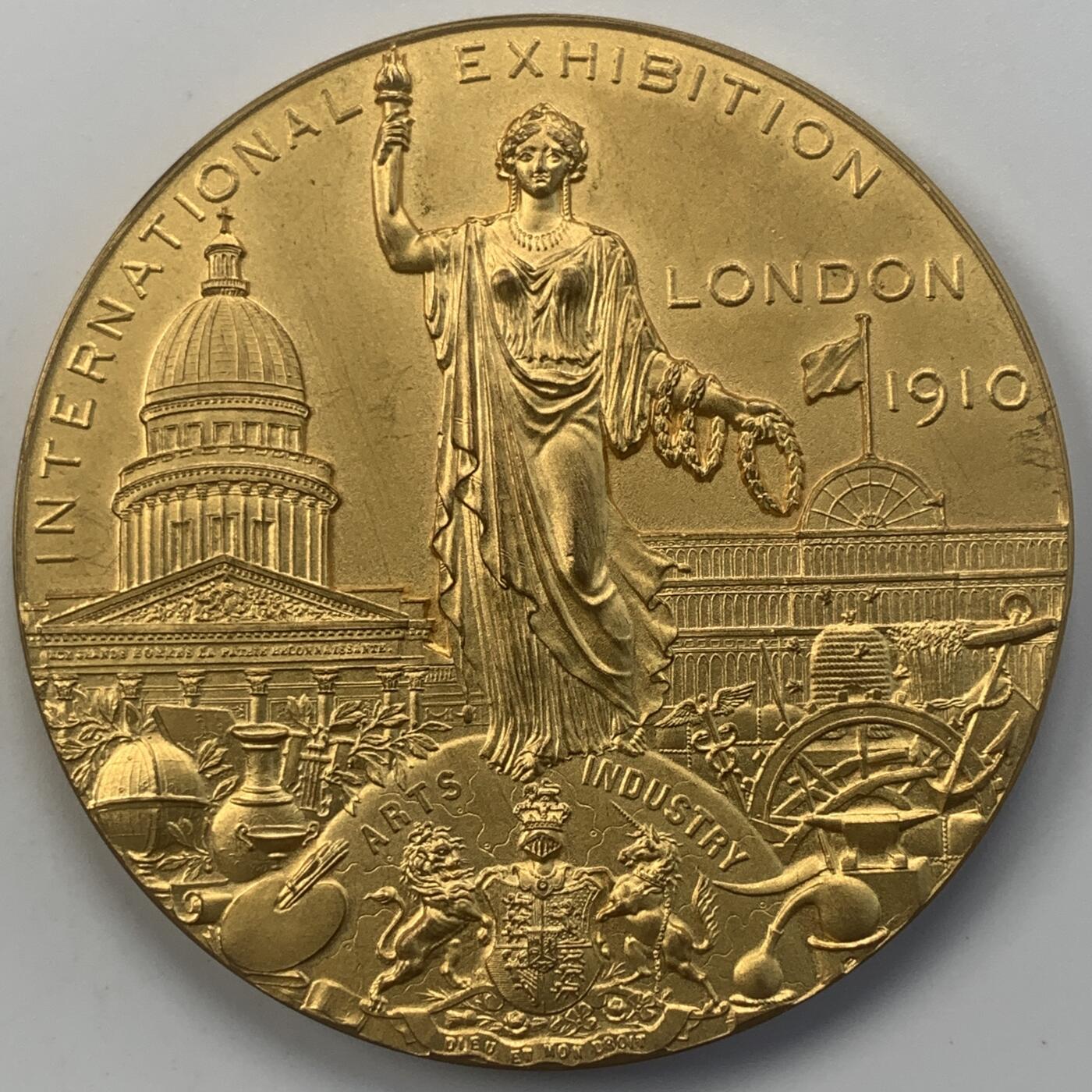 掌中浮雕-藏着的欧洲第052场 英国“1910年伦敦国际（艺术与工业）博览会”镀金铜章 ，60mm