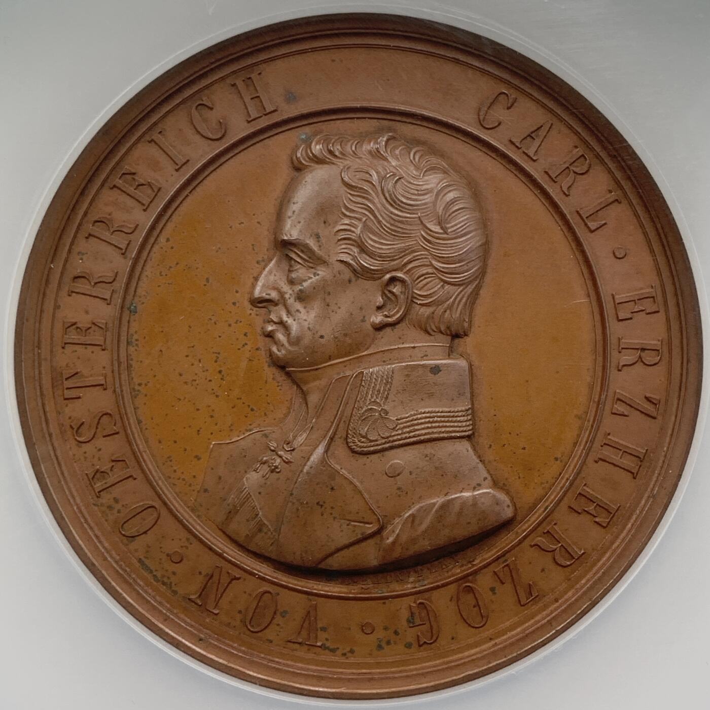 掌中浮雕-藏着的欧洲第052场 NGC MS62 : 1860年奥匈帝国卡尔大公纪念碑揭幕铜章，65mm