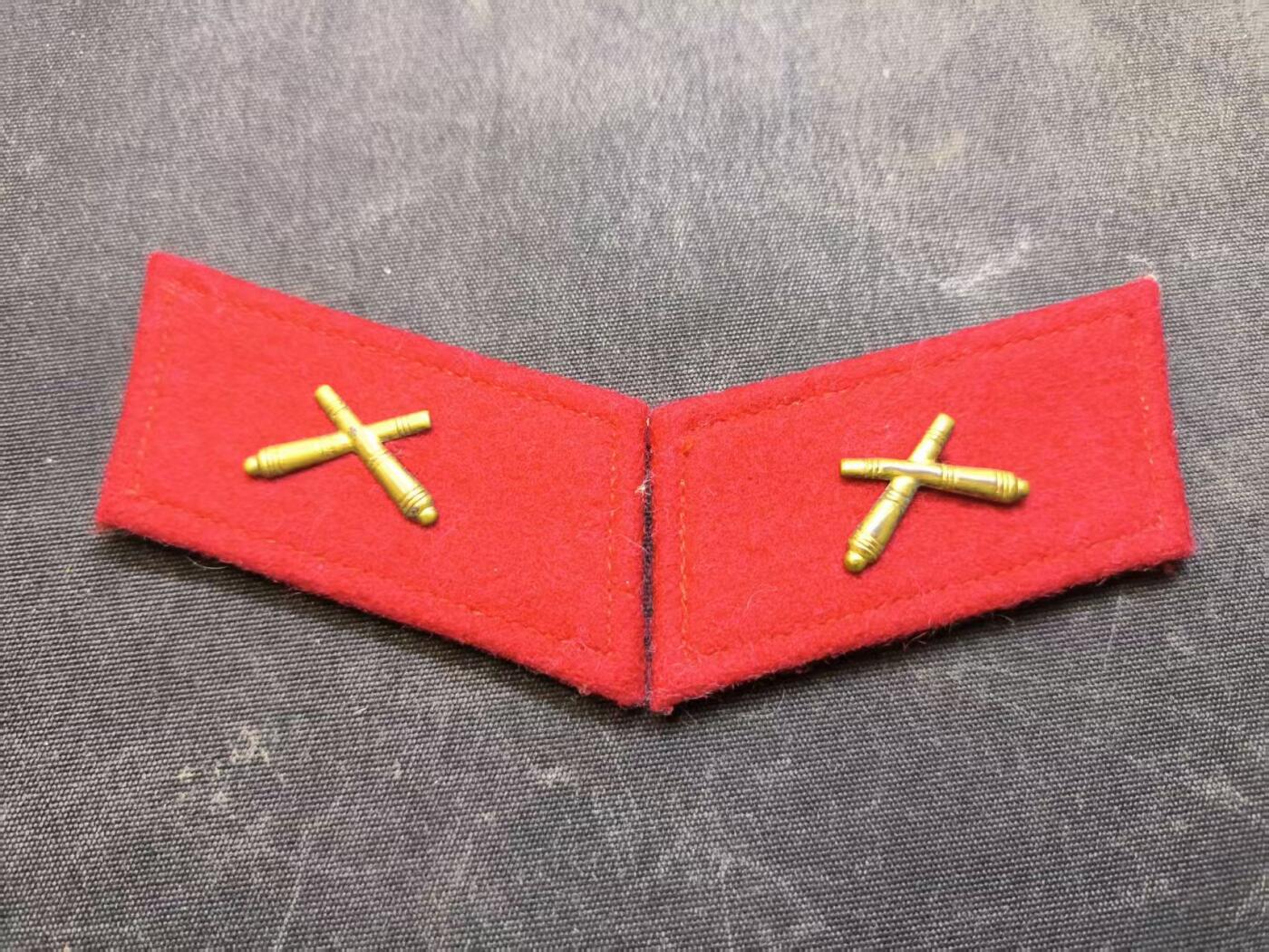（店主清仓 大量自藏 制服徽章盛宴）罗岚⭐爱藏⭐甄选专拍第五场-分享拍场赚佣（实体经营） su-M55式陆校尉炮兵领章 符号铜鎏金材质 底板85