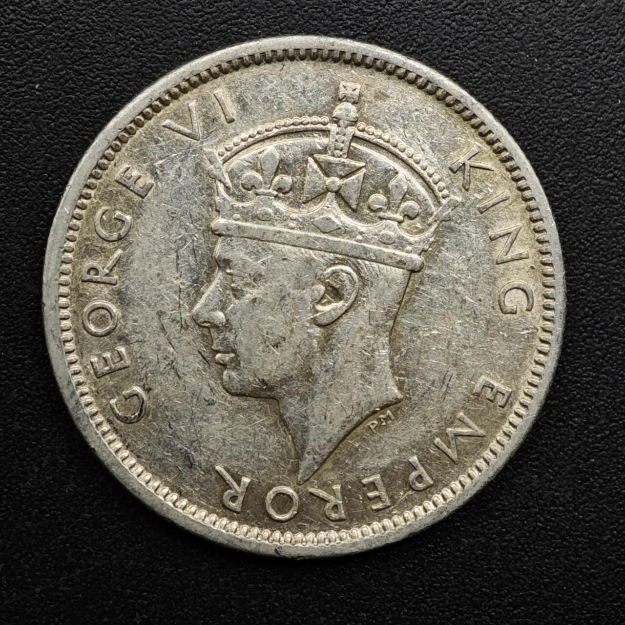 【淘币小摊】实时拍第八百六十三拍   小银币散币场   年前最后一周 之前的预留小年前全部发出 请更换最新收货地址  斐济1943年乔治六世一先令银币