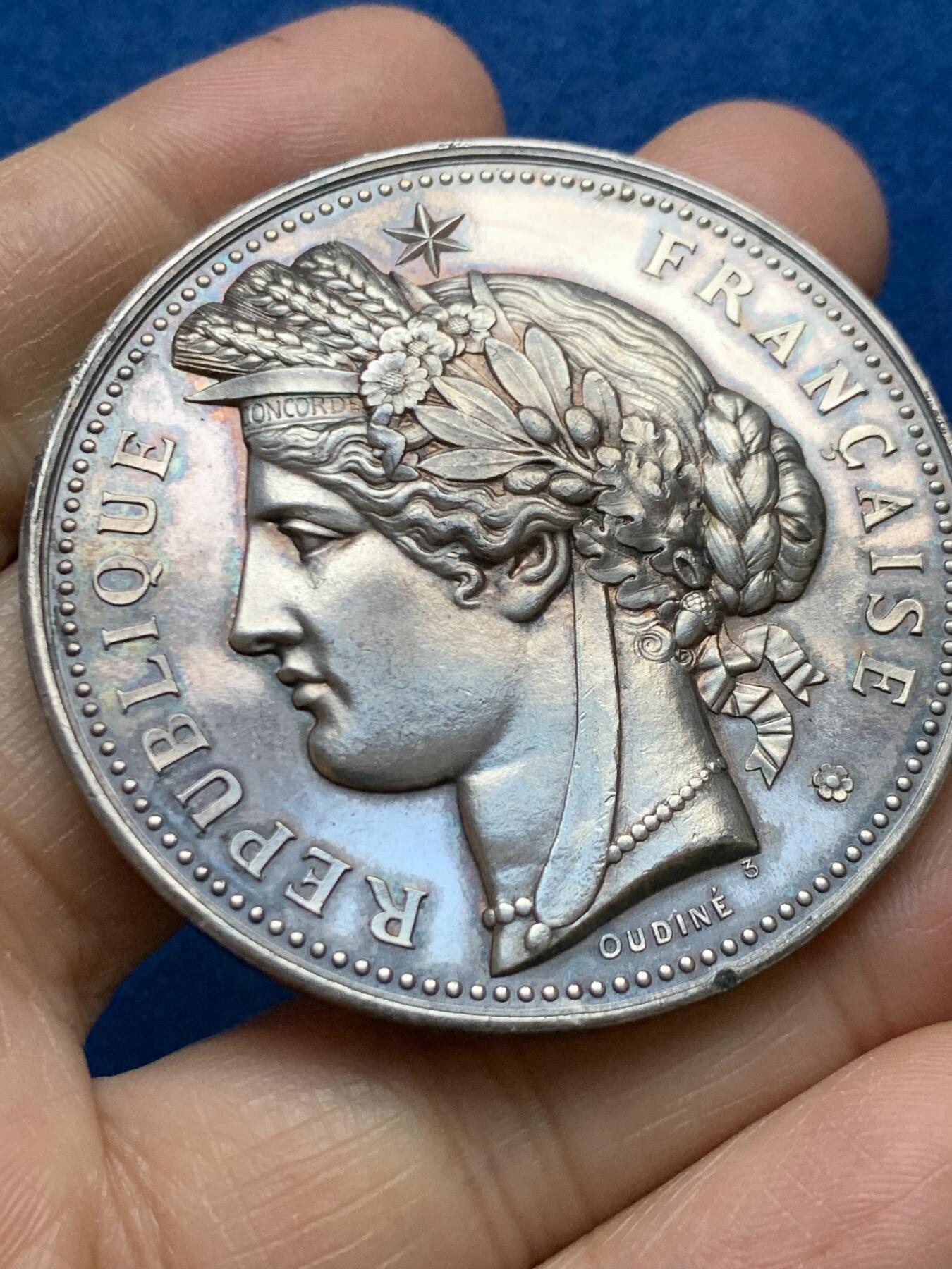 《竞宝斋》第465场 周日，周一，周二，3场连拍 （全场包邮）欢迎送拍 法国Oudine战争部长设立的射击奖银章，66.95g，50.2mm，丰饶角边铭，谷物女神形象玛丽安娜