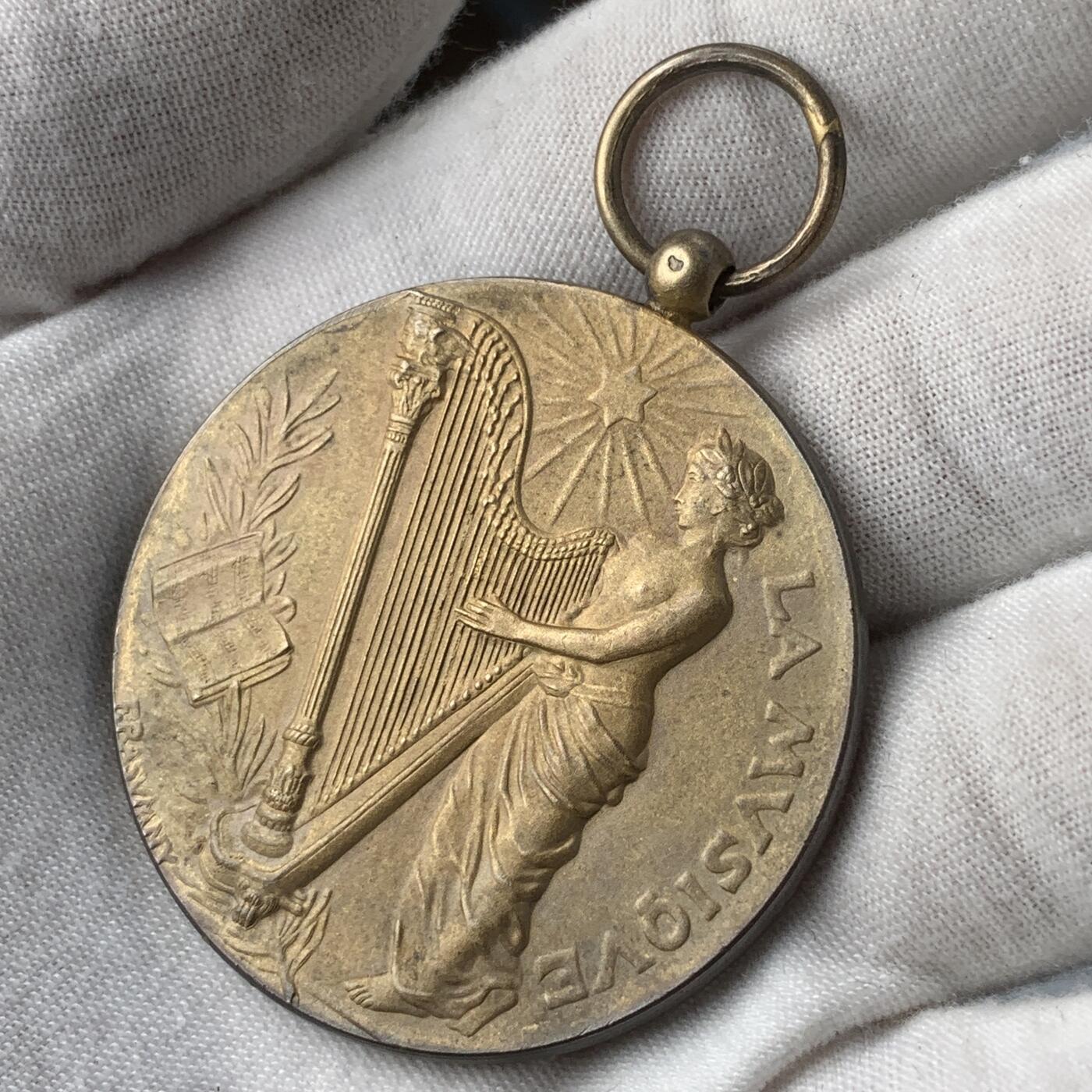 掌中浮雕-藏着的欧洲第052场 1908年法国音乐比赛金奖（银镀金），45mm ，46.76g