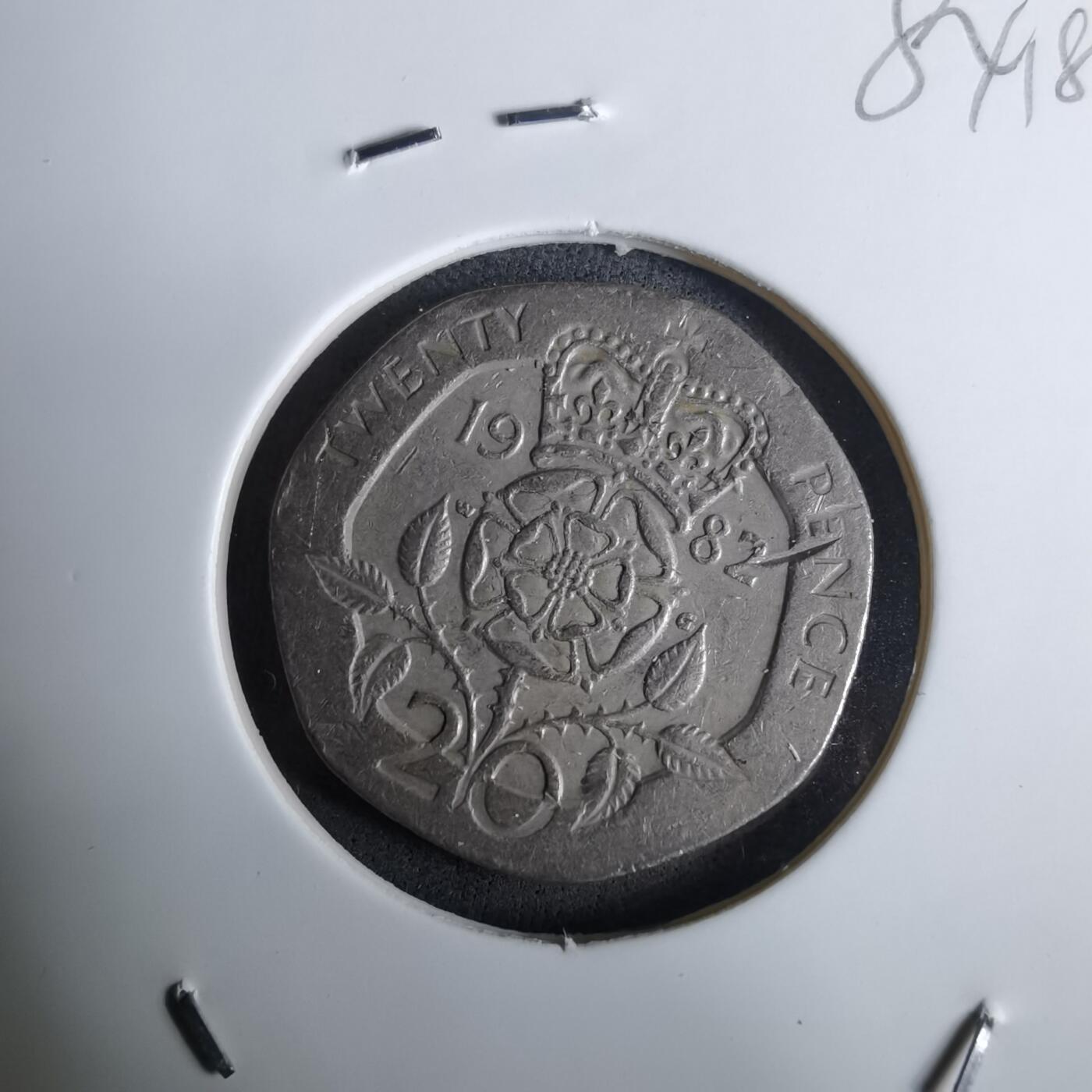 沼泽如烟--第984场 英国1982年20便士