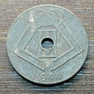 【铜匠收藏】★第144★散币专场 不寄存，30包邮。不满30元，支付5元运费。《接受代拍 代送NGC评级》 - 61【无寄存】锌币 二战圆孔版 比利时 1944年 10分