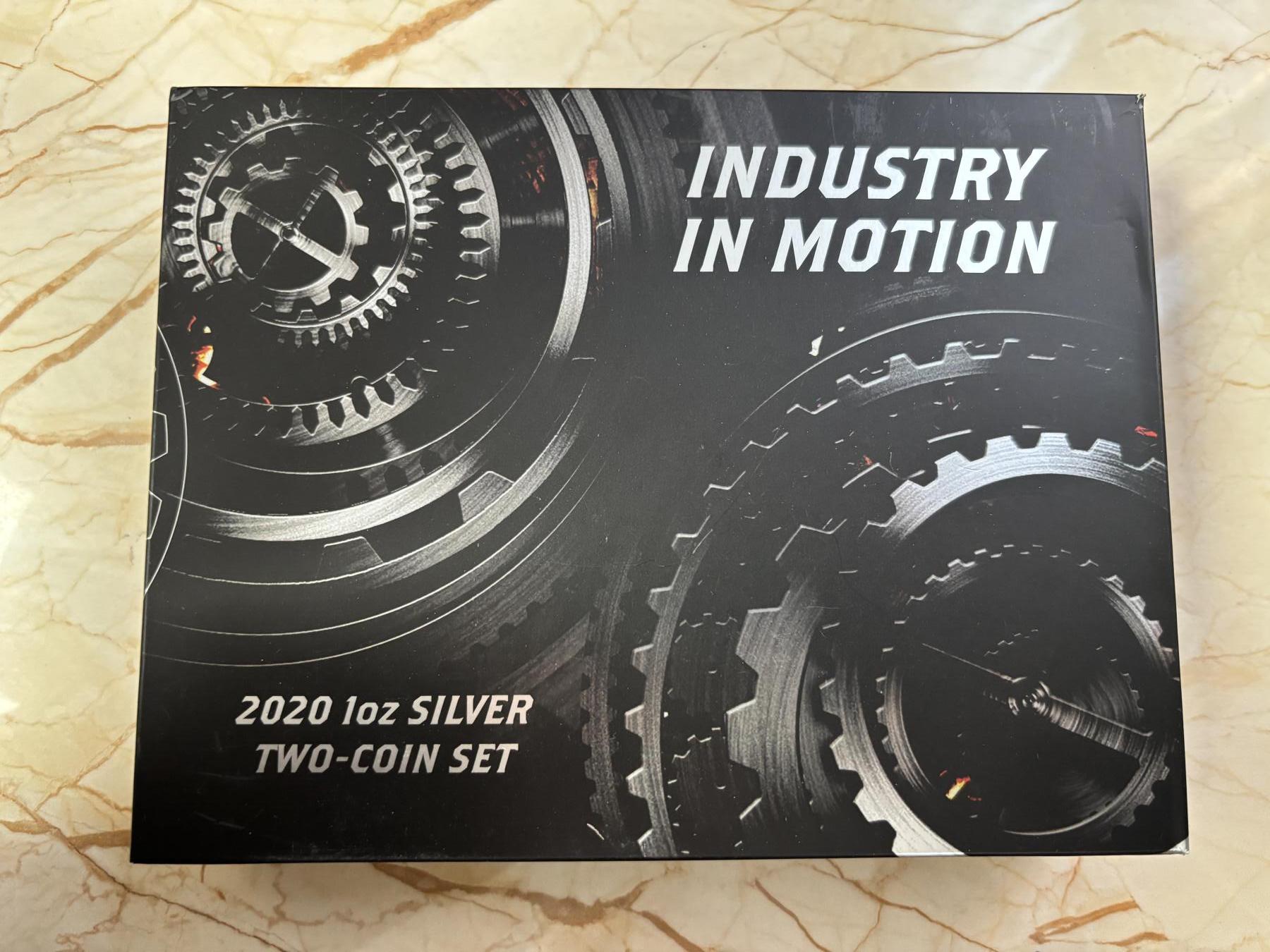 第190期拍卖 图瓦卢（珀斯铸造）2020年1元X2齿轮形仿古银币套  工业中运动机构-齿轮组 9999银1盎司X2 发行量：1500 盒证全