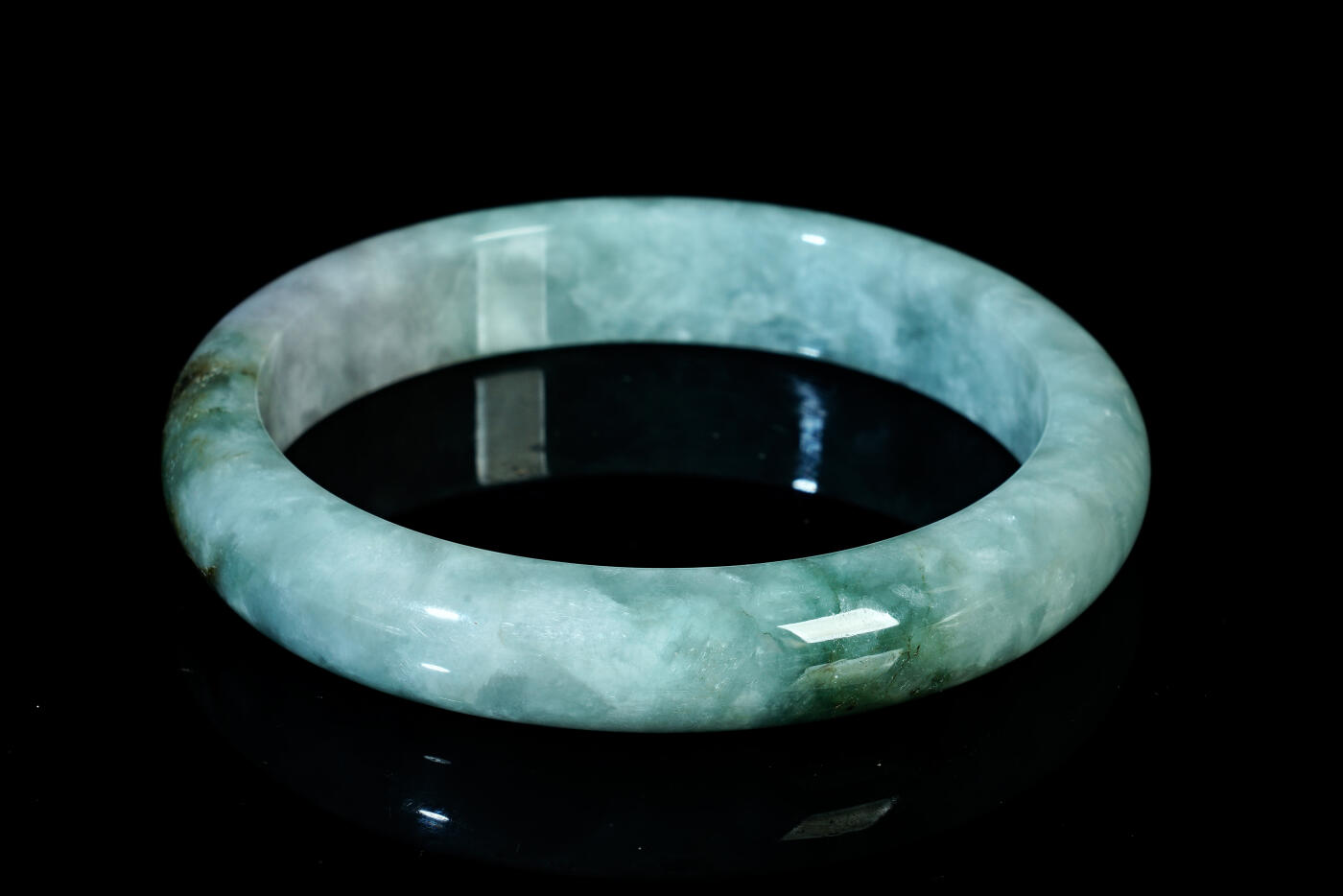 上海都达杂项专场二十一（全场包邮） 天然冰绿花翡翠（A货）贵妃手镯 附鉴定证书90-46