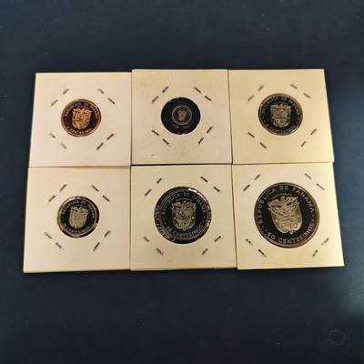 【全场包邮】纯粹捡漏拍500场 - 巴拿马1975年人物版6枚精制套币