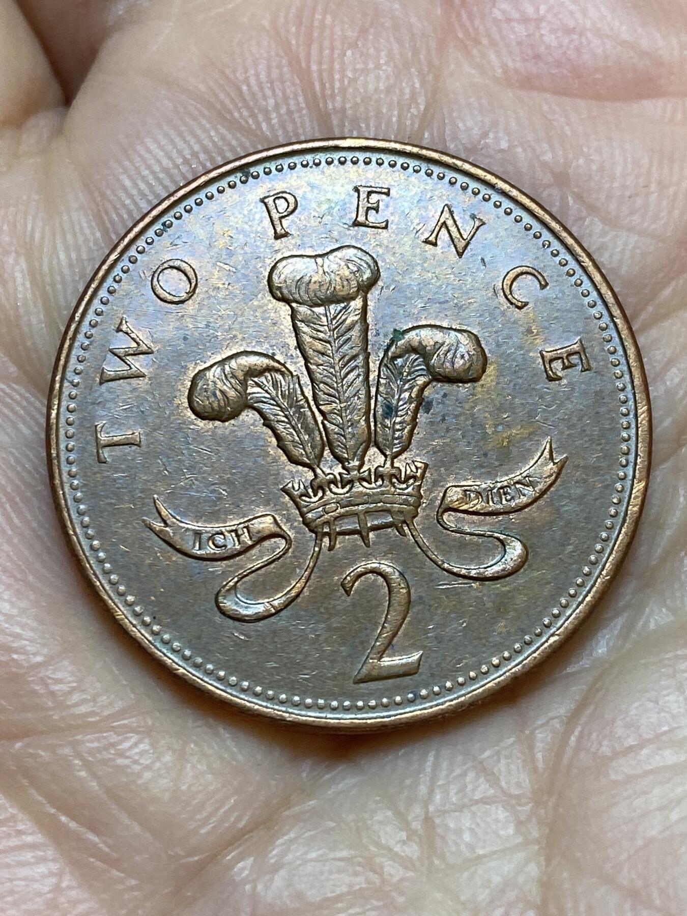 2026年第十九场(总第一百八十八场）外国好品散币场(免佣金) 英国🇬🇧1996年2便士(伊丽莎白二世中年高冠第二版，镀铜钢材质有磁版)