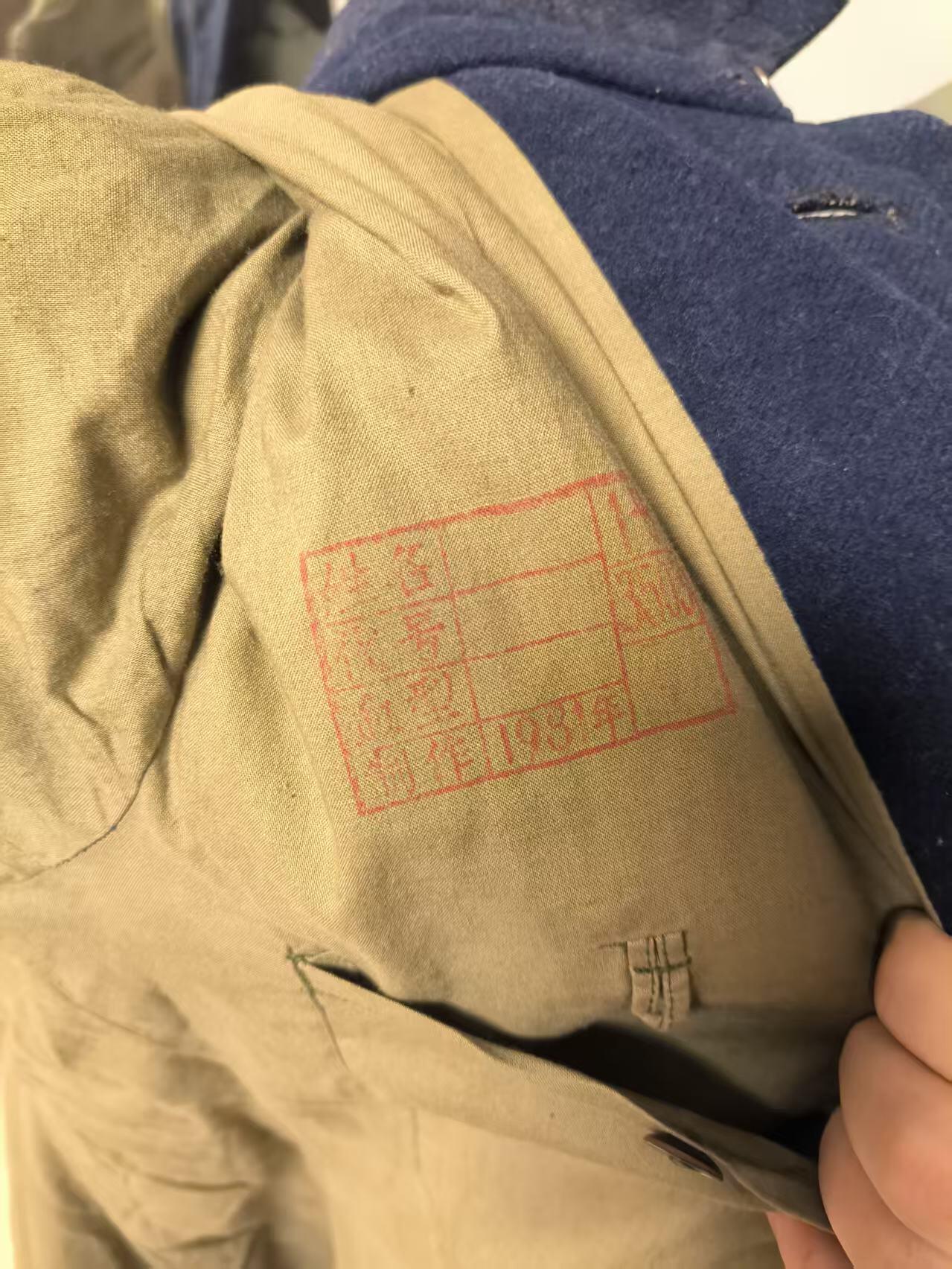 （店主清仓 大量自藏 制服徽章盛宴）罗岚⭐爱藏⭐甄选专拍第五场-分享拍场赚佣（实体经营） su-M74式海士舰艇冬季呢质大衣  1号尺码 光领大衣版型好 冬季外拍造型必备