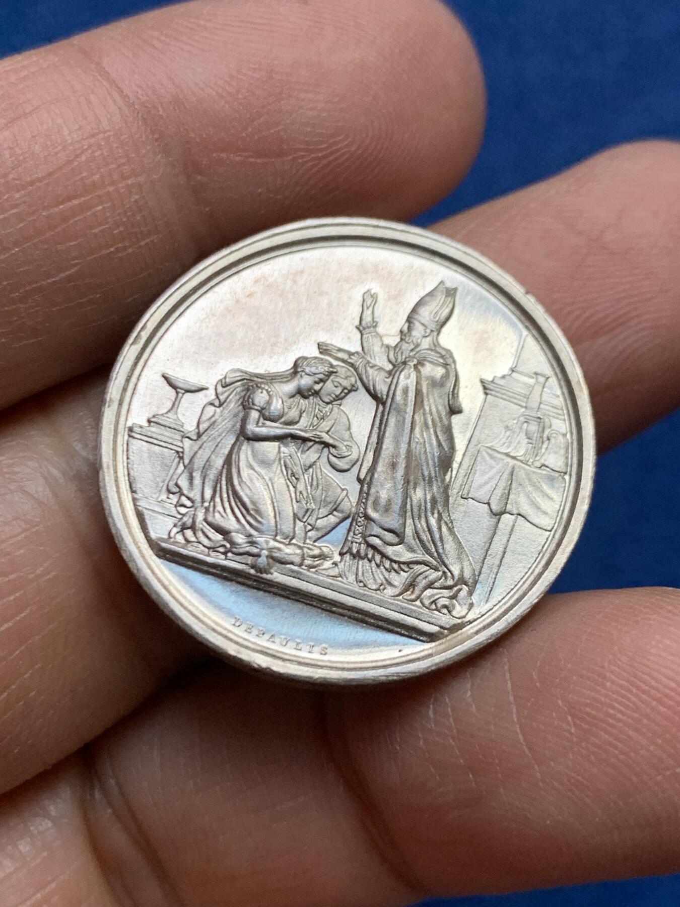 《竞宝斋》第465场 周日，周一，周二，3场连拍 （全场包邮）欢迎送拍 法国婚姻与爱情纪念银章，10.00g，27.4mm，手指边铭