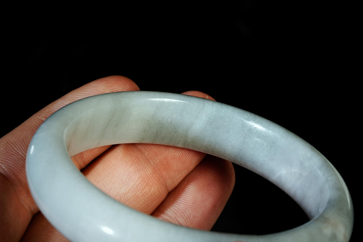 上海都达杂项专场二十一（全场包邮） 天然和田玉青花籽料贵妃手镯90-53