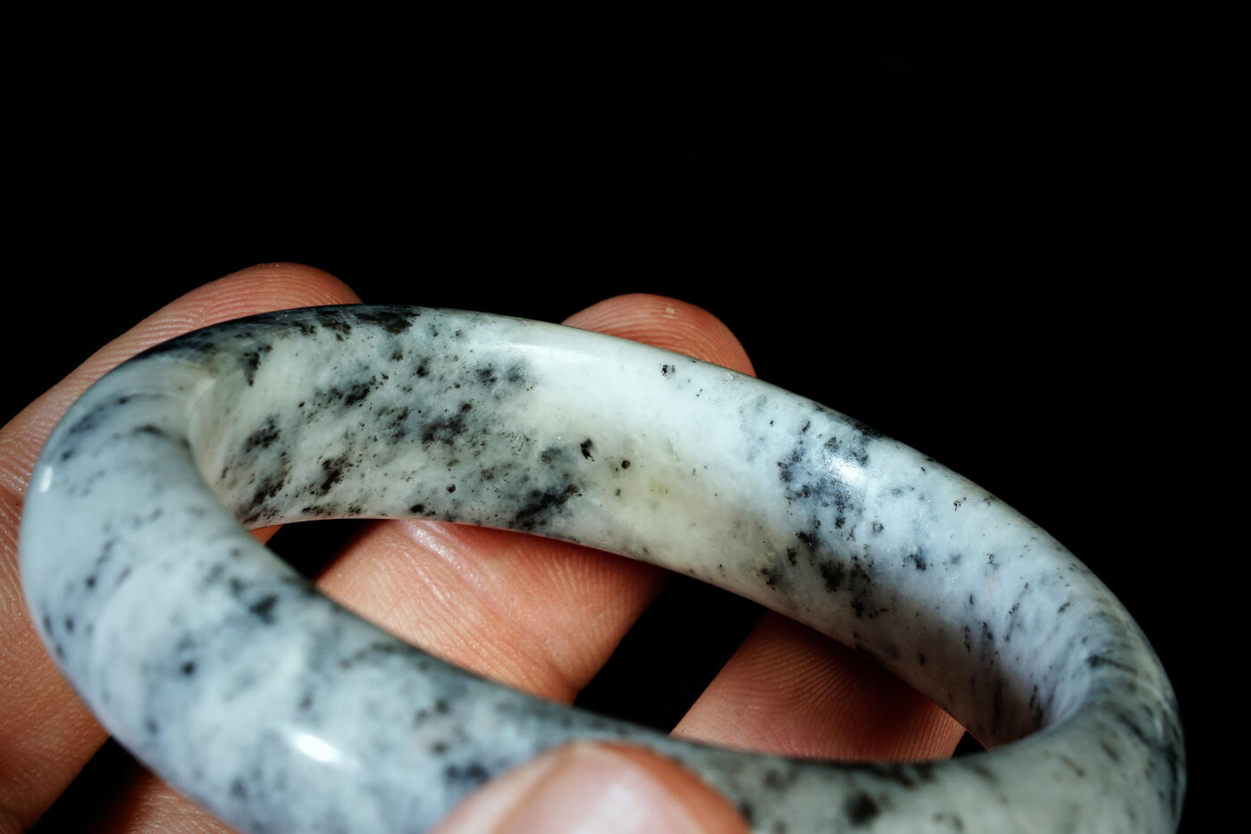 上海都达杂项专场二十一（全场包邮） 天然和田玉点墨青花手镯90-54