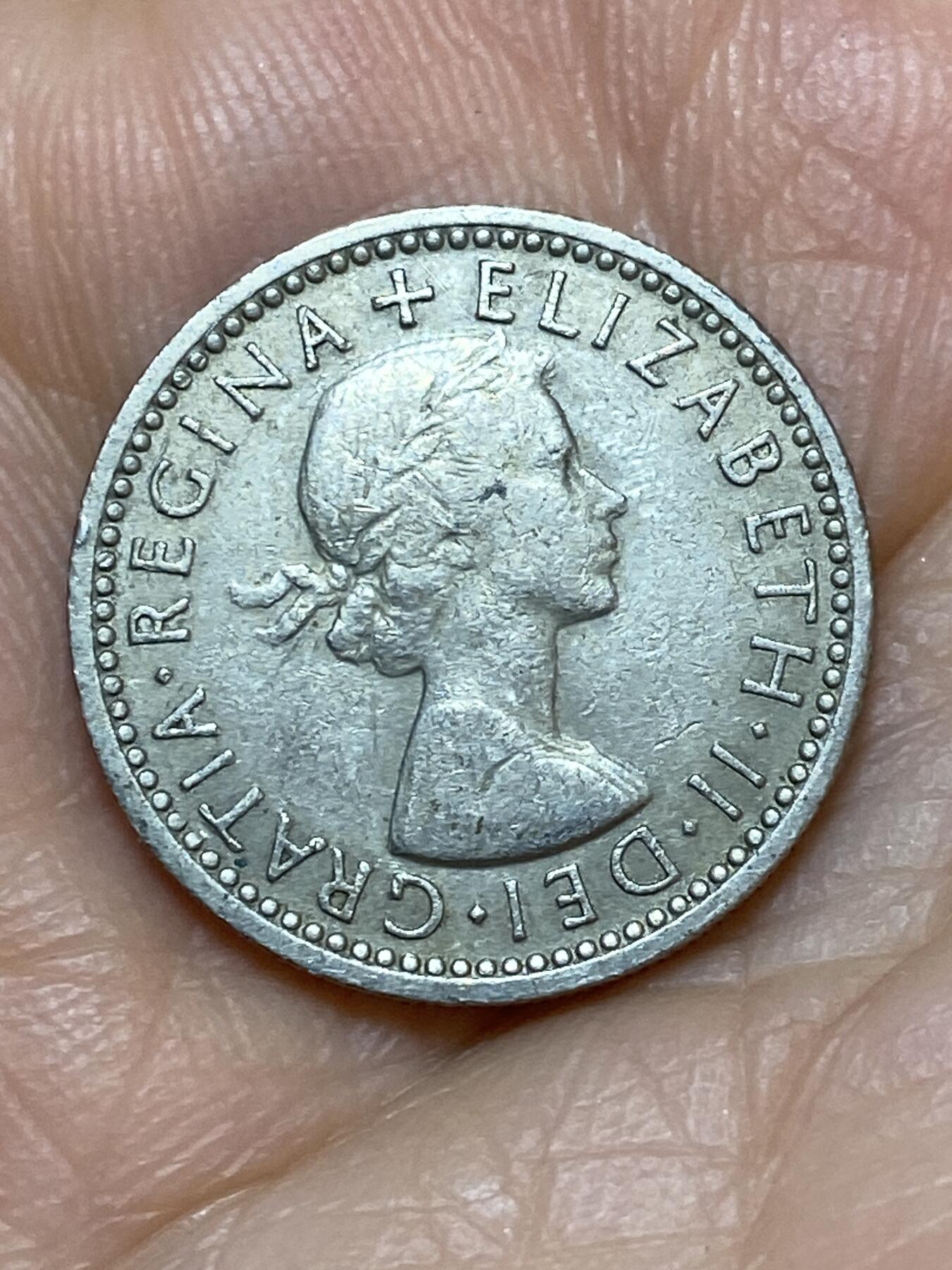 2026年第十九场(总第一百八十八场）外国好品散币场(免佣金) 英国🇬🇧1960年6便士(伊丽莎白二世青年桂冠第二版)