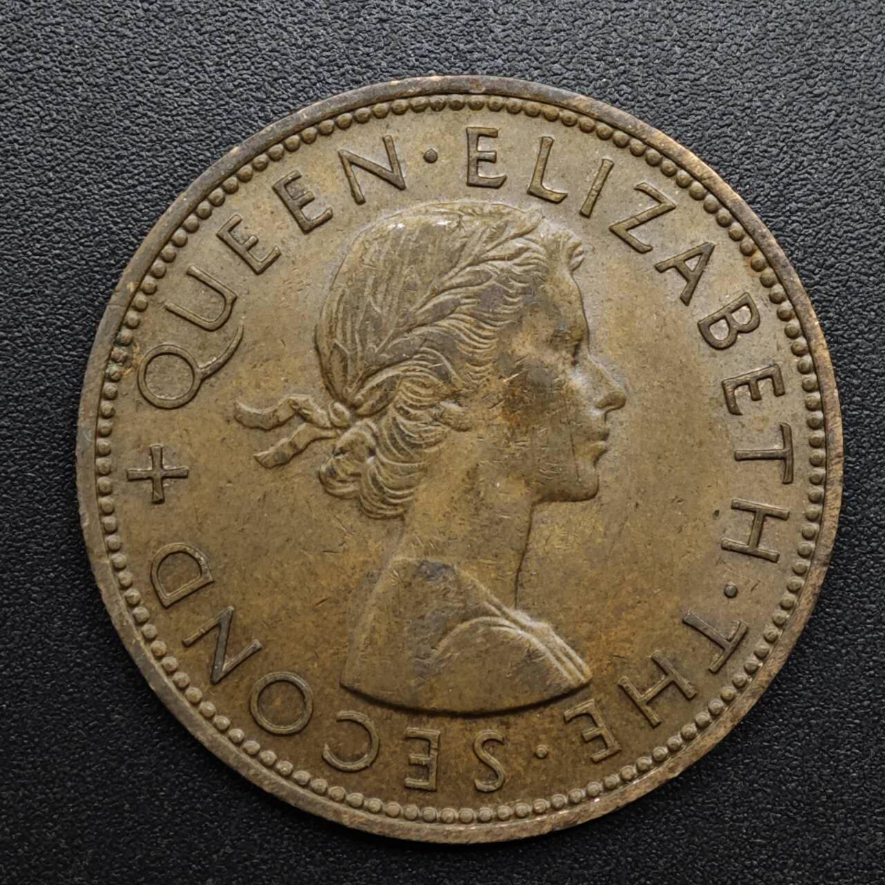 【淘币小摊】实时拍第八百六十三拍   小银币散币场   年前最后一周 之前的预留小年前全部发出 请更换最新收货地址  新西兰1956年伊丽莎白二世一便士铜币